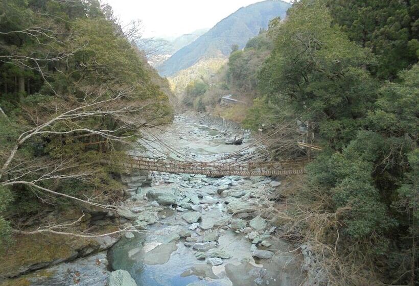 Ostello 4s Stay Awaikeda Ekimae