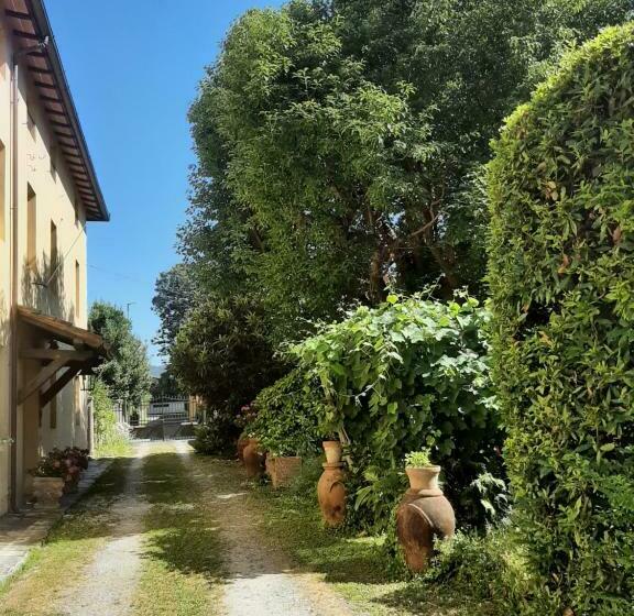 تختخواب و صبحانه Antica Fattoria La Verdina