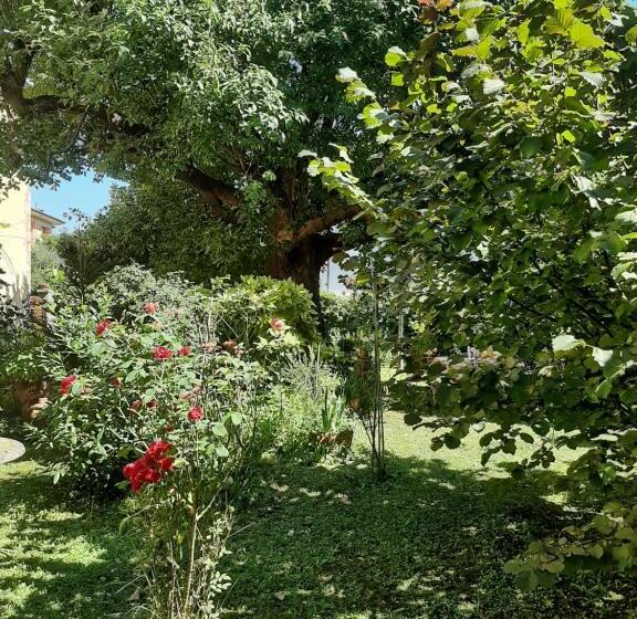 تختخواب و صبحانه Antica Fattoria La Verdina