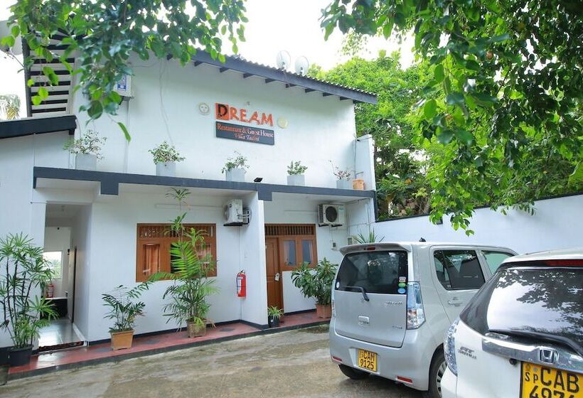 בית מלון כפרי Dream Villa Tadini