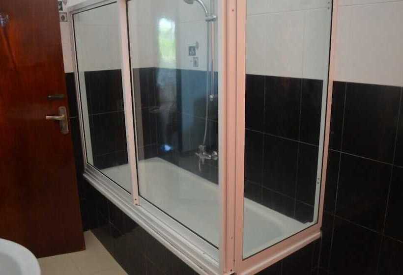 בית מלון כפרי Dream Villa Tadini