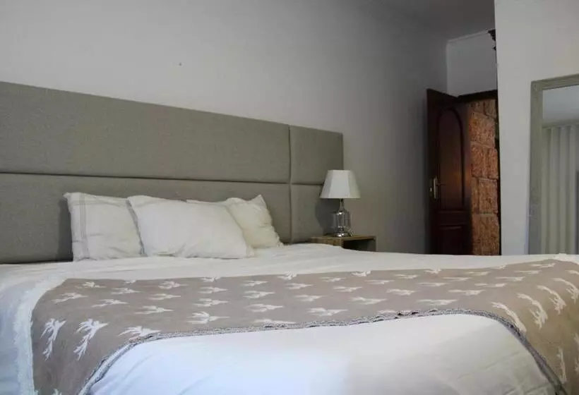 Majatalo The Oak´s Wolf Country House