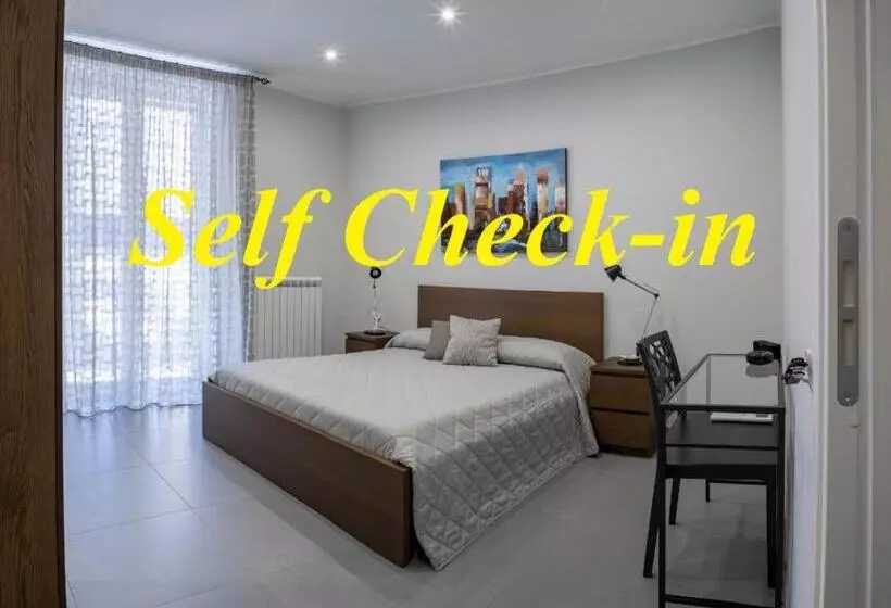 تختخواب و صبحانه Damè