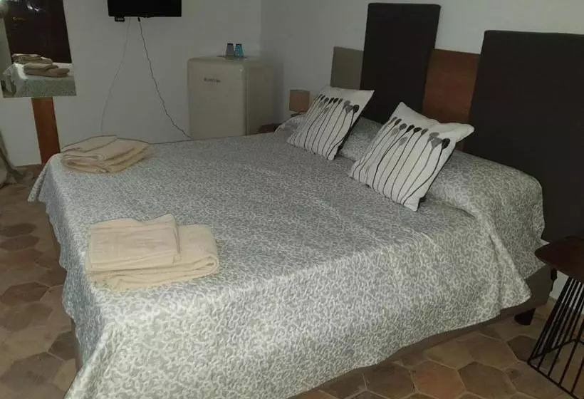 ホテル Agriturismo Agliastro