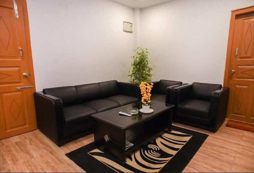 酒店 La Castle Residency