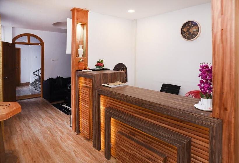 酒店 La Castle Residency