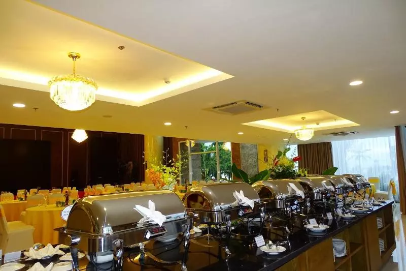 هتل Khách Sạn Sài Gòn Vĩnh Long