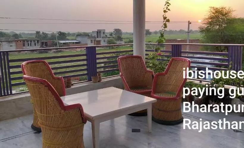 Majatalo Ibishouse Farm Stay