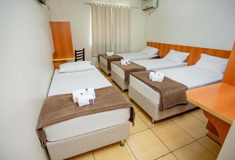 בית מלון כפרי Zandoná