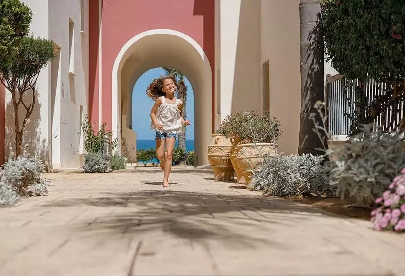 Hotelli Louis Althea Beach