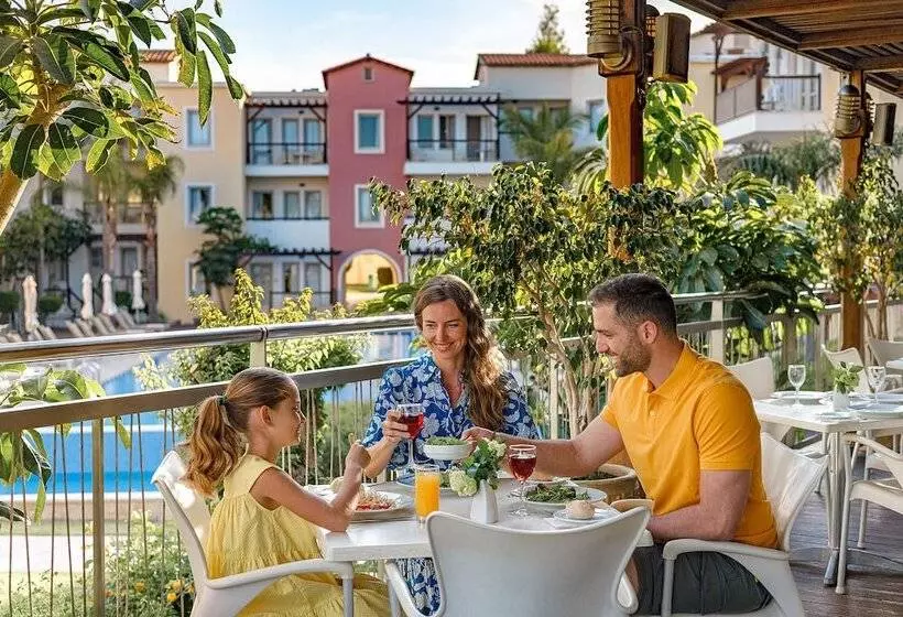 Hotelli Louis Althea Beach