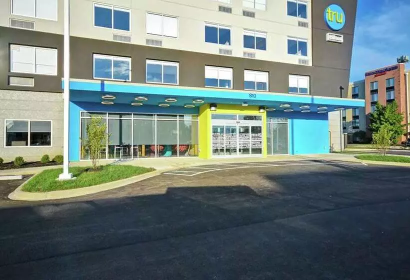 ホテル Tru By Hilton Louisville Airport