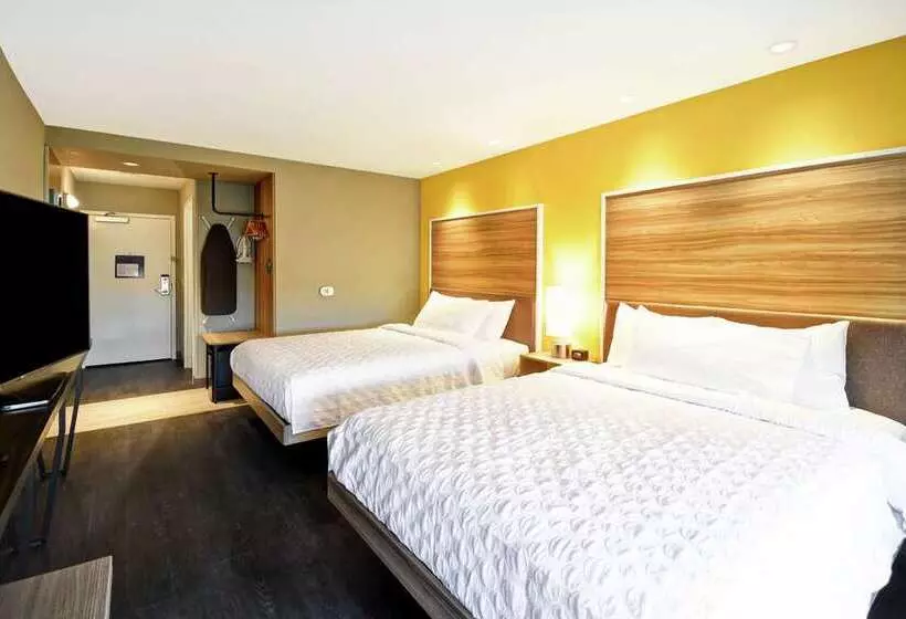ホテル Tru By Hilton Louisville Airport