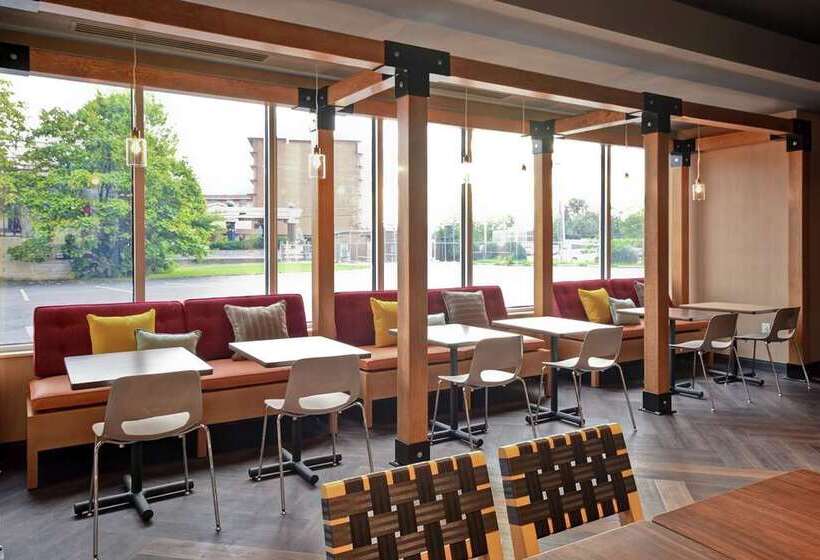 فندق Tru By Hilton Louisville Airport