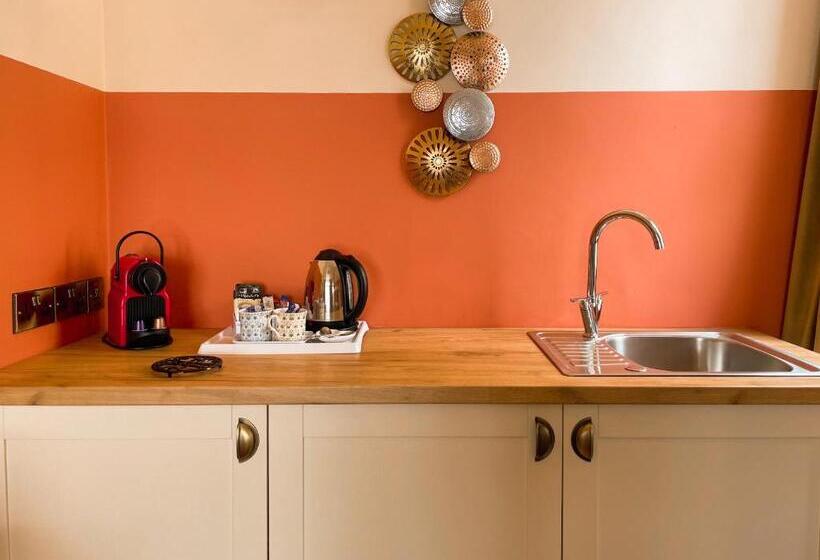 膳宿费 Timbertop Suites   Adults Only