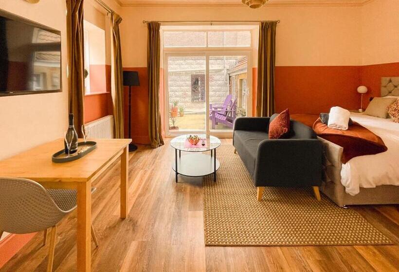 膳宿费 Timbertop Suites   Adults Only