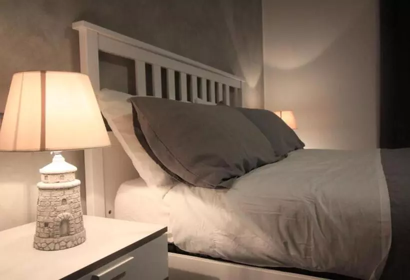 تختخواب و صبحانه Il Rifugio Degli Artisti