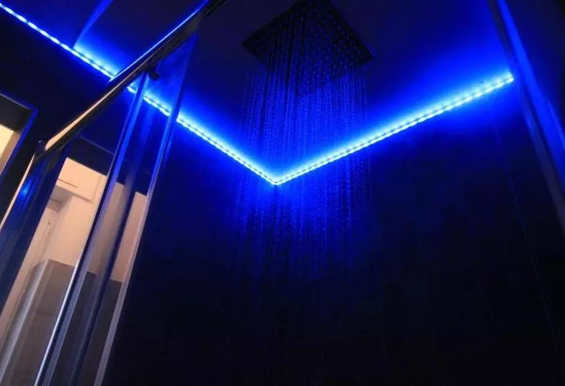 تختخواب و صبحانه Il Rifugio Degli Artisti