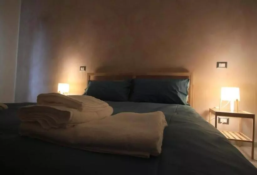 تختخواب و صبحانه Il Rifugio Degli Artisti