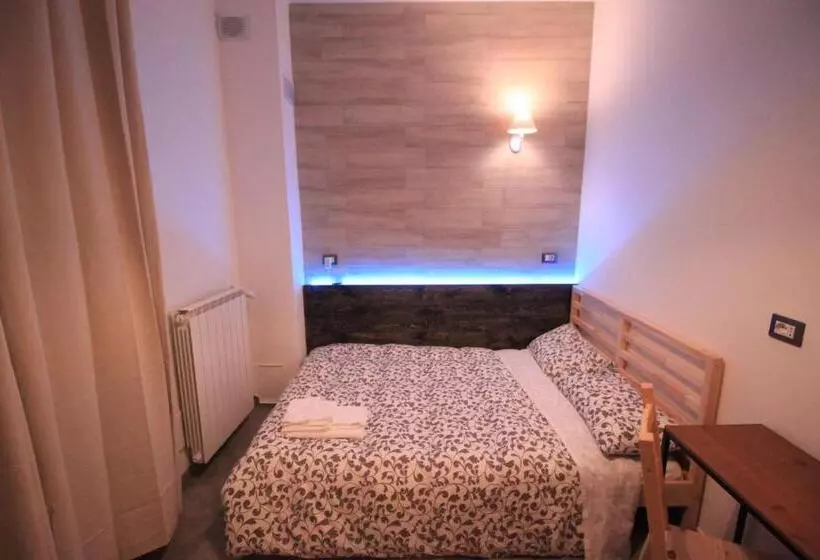 تختخواب و صبحانه Il Rifugio Degli Artisti