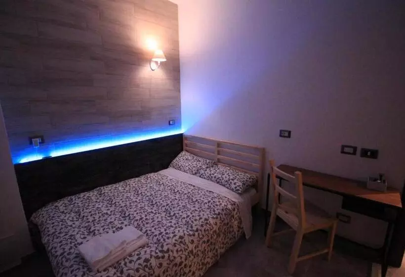 تختخواب و صبحانه Il Rifugio Degli Artisti