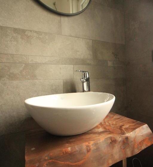 تختخواب و صبحانه Il Rifugio Degli Artisti