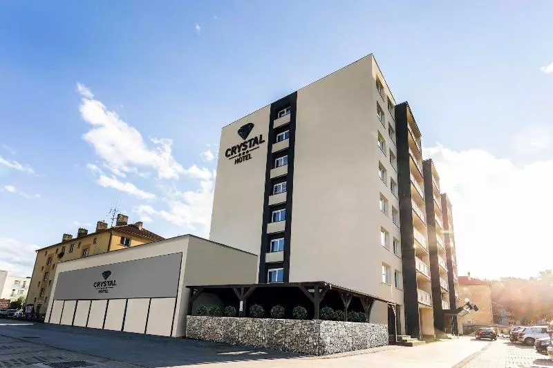 هتل Crystal