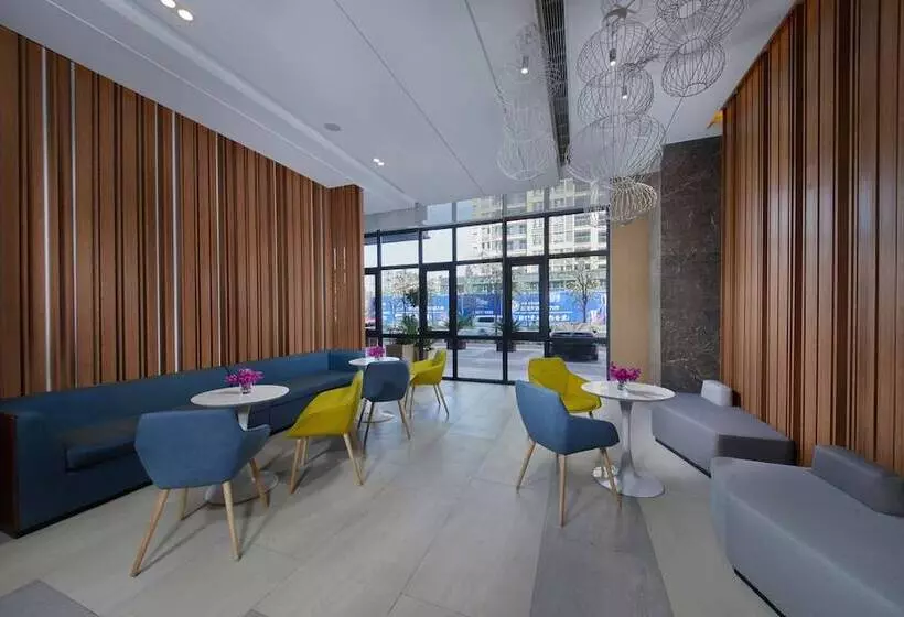 Hotelli Holiday Inn Express Zhangjiagang East, An Ihg