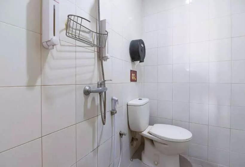 Hotelli Reddoorz @ Urip Sumoharjo