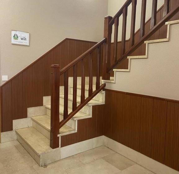 بنسيون Hostal La Cepa De Oro