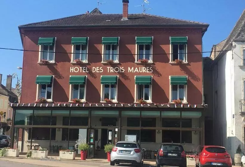 ホテル Hôtel Les Trois Maures