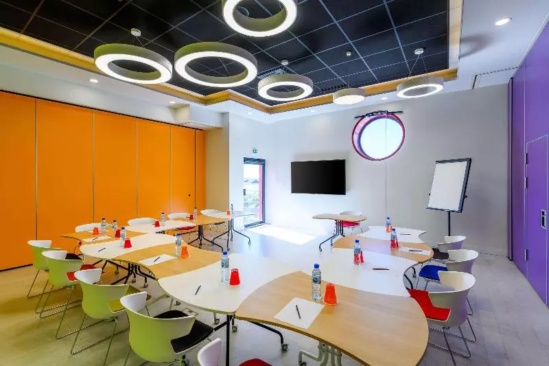 Kyriad Prestige Amiens Poulainville   Hotel And Spa