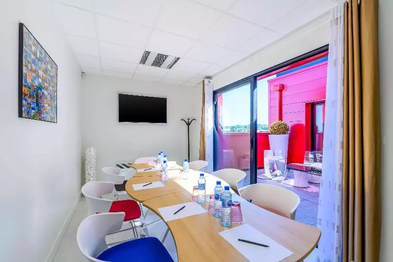 Kyriad Prestige Amiens Poulainville   Hotel And Spa