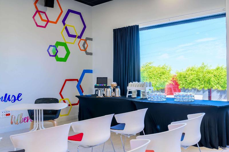 Kyriad Prestige Amiens Poulainville   Hotel And Spa