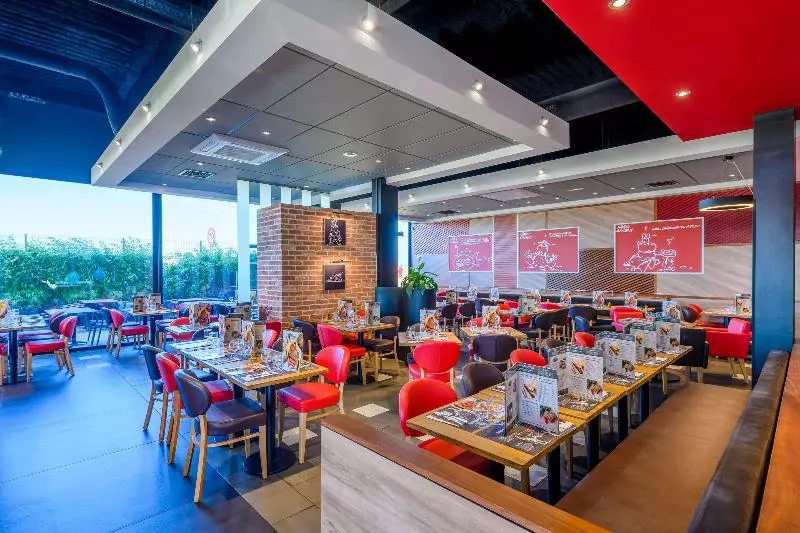 Kyriad Prestige Amiens Poulainville   Hotel And Spa