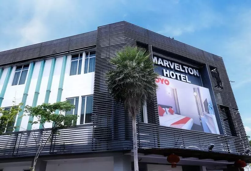 Hotelli Oyo 442 Marvelton