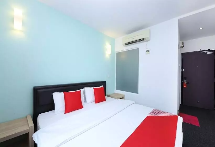 Hotelli Oyo 442 Marvelton