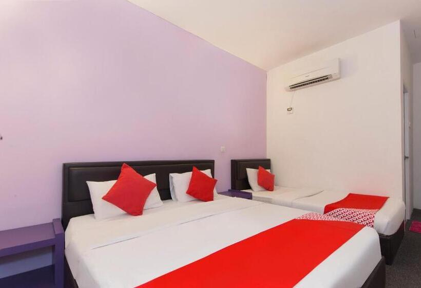 בית מלון כפרי Oyo 442 Marvelton