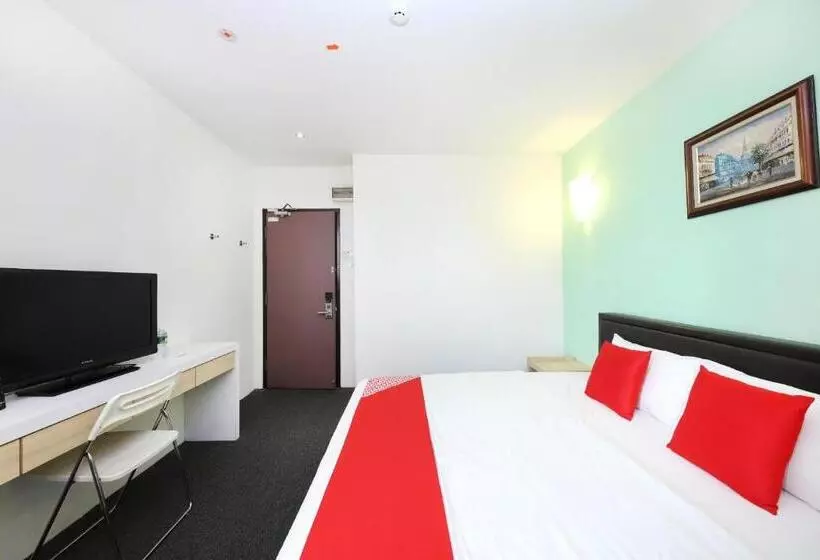 Hotelli Oyo 442 Marvelton