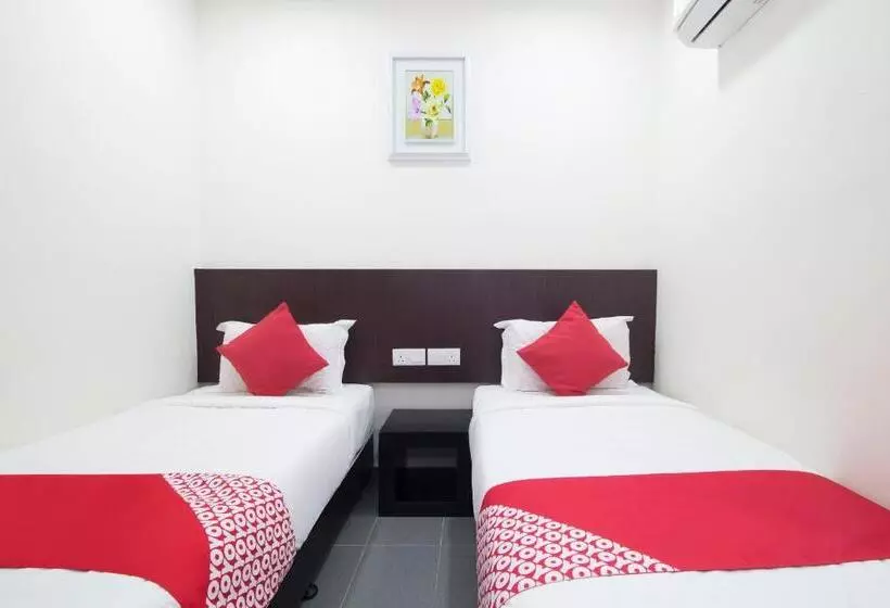 Hotelli Oyo 442 Marvelton