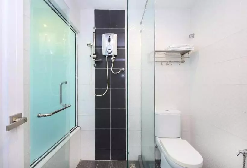 Hotelli Oyo 442 Marvelton