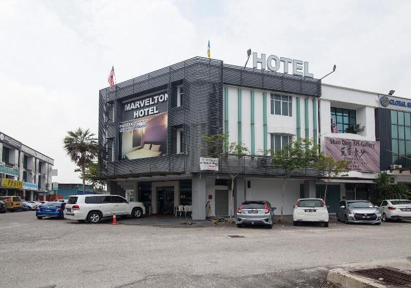 בית מלון כפרי Oyo 442 Marvelton