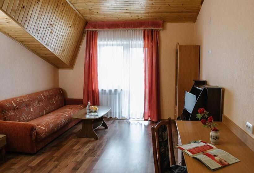 فندق Zelenyy Bir