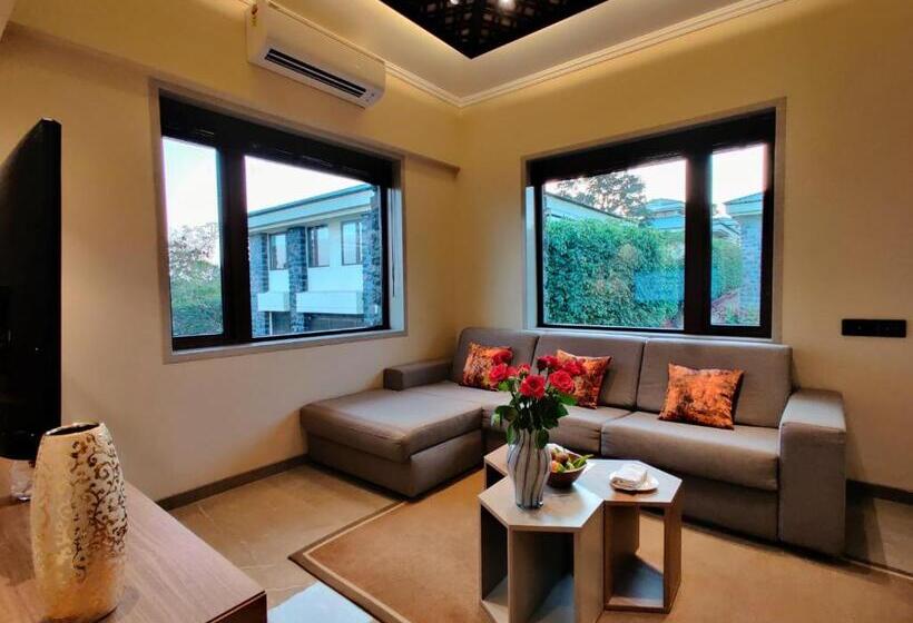 Resort Fazlani Natures Nest The Wellness Retreat