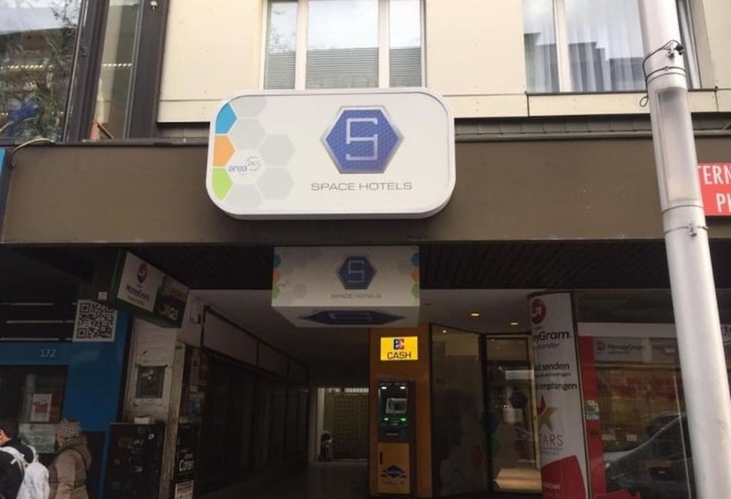 هتل کپسول Area24|7 Europaplatz