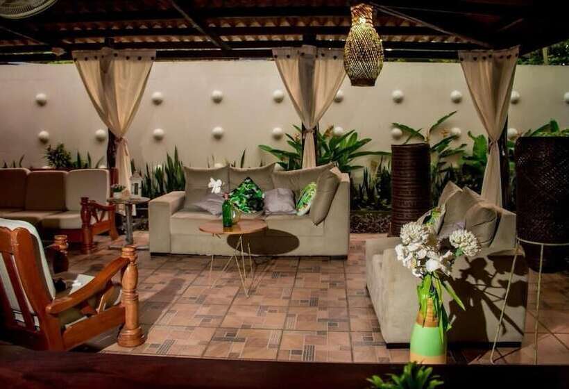 בית מלון כפרי Madreselva