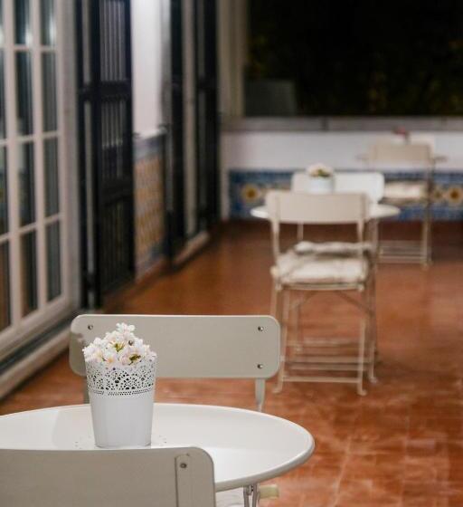 Pensiune 4u Lisbon Airport Suites