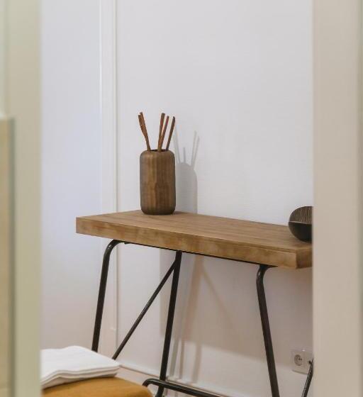 Pensiune 4u Lisbon Airport Suites