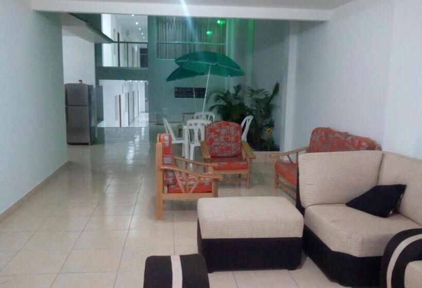 Pension Antares Paracas