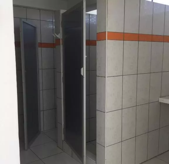 ペンション Antares Paracas